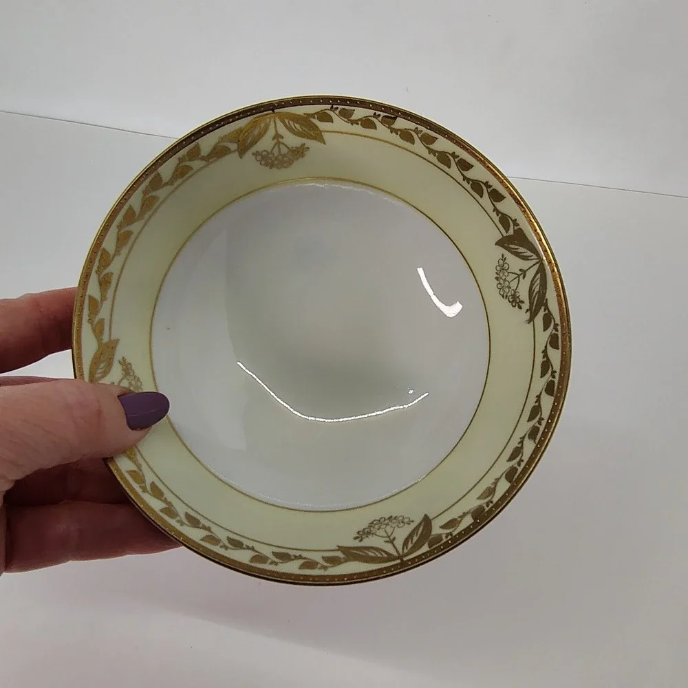 Footed Bowl Gold Floral Accent Decorative Bowl Candy Dish - Approx 5.5